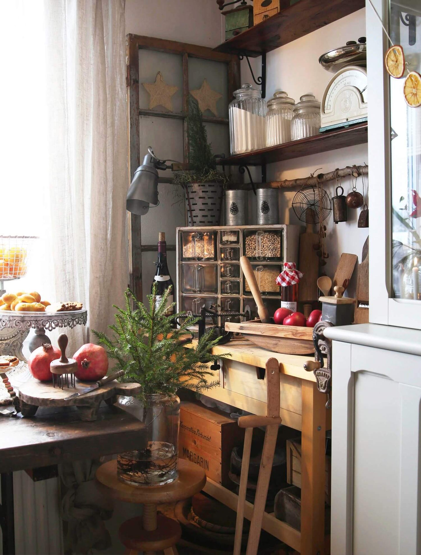 Jeanne d'Arc Living Magazine Issue 8 2023 - Blake & Taylor Chalk Furniture Paint