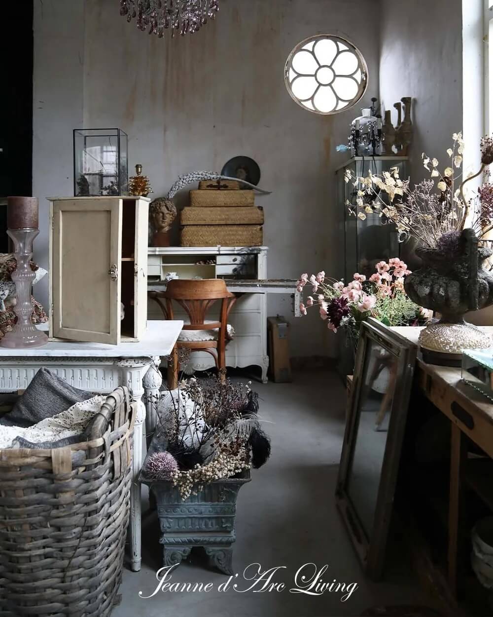Jeanne d'Arc Living Calendar 2027 - Blake & Taylor Chalk Furniture Paint
