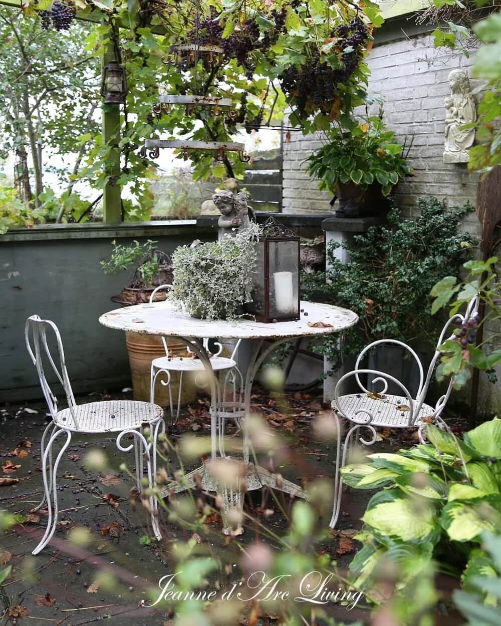 Jeanne d'Arc Living Calendar 2027 - Blake & Taylor Chalk Furniture Paint