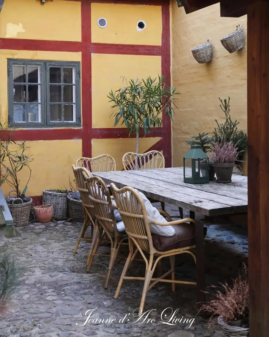 Jeanne d'Arc Living Magazine Issue 2 2026 - Blake & Taylor Chalk Furniture Paint