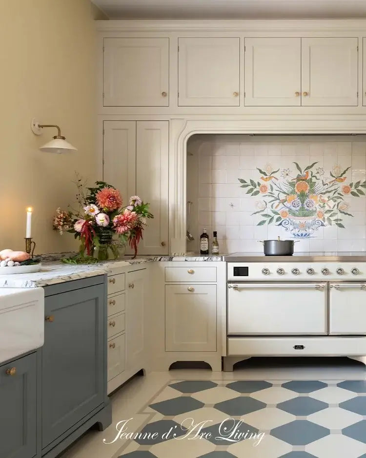 Jeanne d'Arc Living Magazine Issue 3 2026 - Blake & Taylor Chalk Furniture Paint