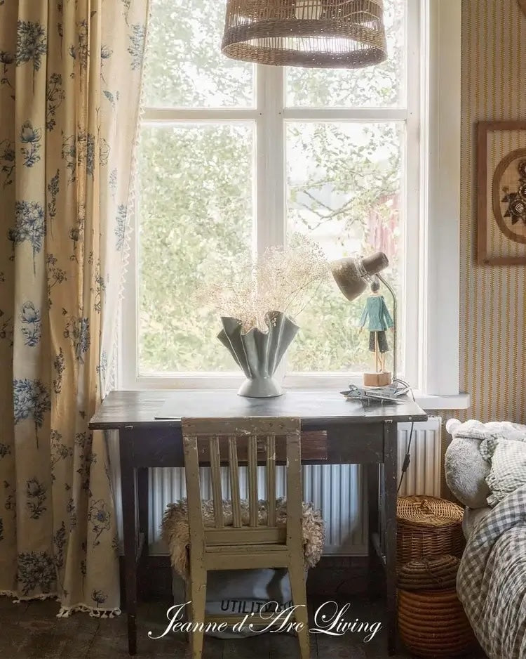 Jeanne d'Arc Living Magazine Issue 4 2026 - Blake & Taylor Chalk Furniture Paint