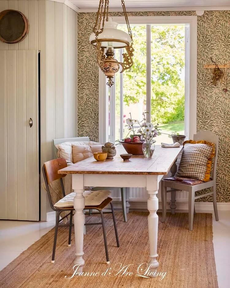 Jeanne d'Arc Living Magazine Issue 6 2026 - Blake & Taylor Chalk Furniture Paint